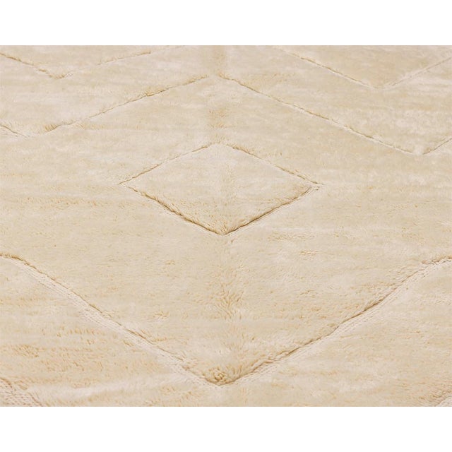 2020s Tone-on-Tone Diamond Hand-Knotted Moroccan Wool Rug | 10'0" X 6'9" | One of a Kind For Sale - Image 5 of 7