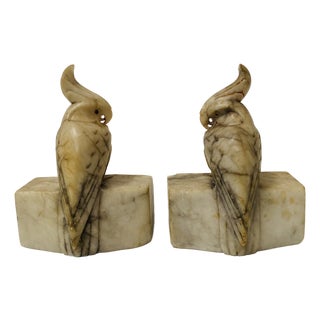 20th-Century Alabaster Bookends Decorated with Parakeets, 1890s For Sale