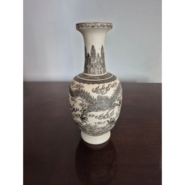 Chinese Ming Dynasty Chinese Unglazed Porcelain Vase For Sale - Image 3 of 7