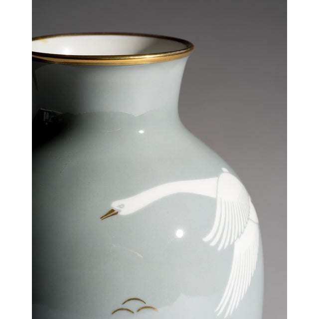 German Flying Swans Vase in Glossy Porcelain from Rosenthal, 1950s For Sale - Image 6 of 10