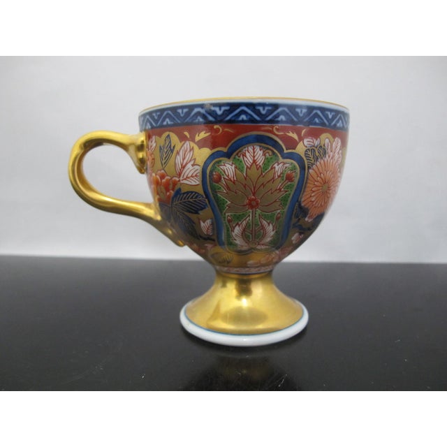Japanese Arita Ware Imari Kisen Kiln Vivid Gokunishiki Porcelain Cup & Saucer For Sale - Image 11 of 16