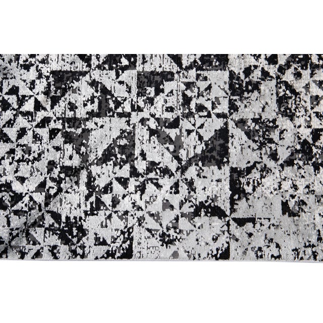 Textile Gray Modern Wool and Silk Rug With Abstract Design For Sale - Image 7 of 11