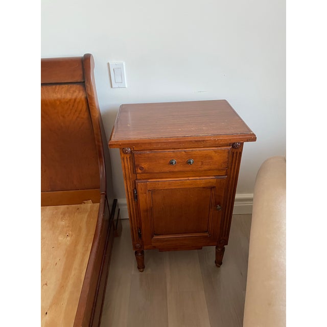 1990s Vintage Walnut Nightstand For Sale In Los Angeles - Image 6 of 12