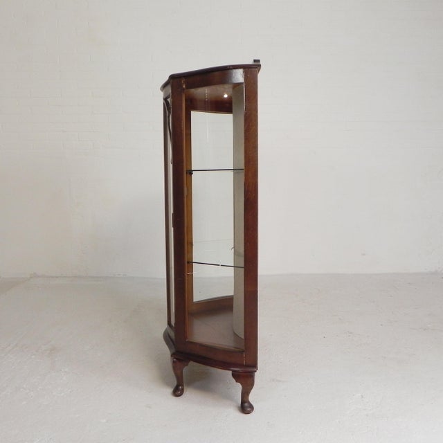 Glass Art Deco English Display Cabinet on Ornate Legs, 1930s For Sale - Image 7 of 18