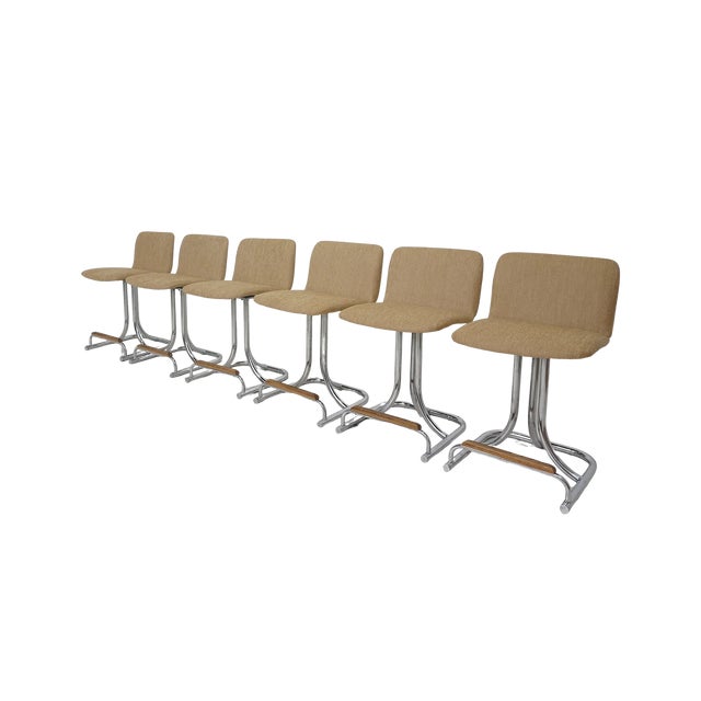 Art Deco 1970s Set of 6 Tubular Chrome Swivel Barstools For Sale - Image 3 of 10