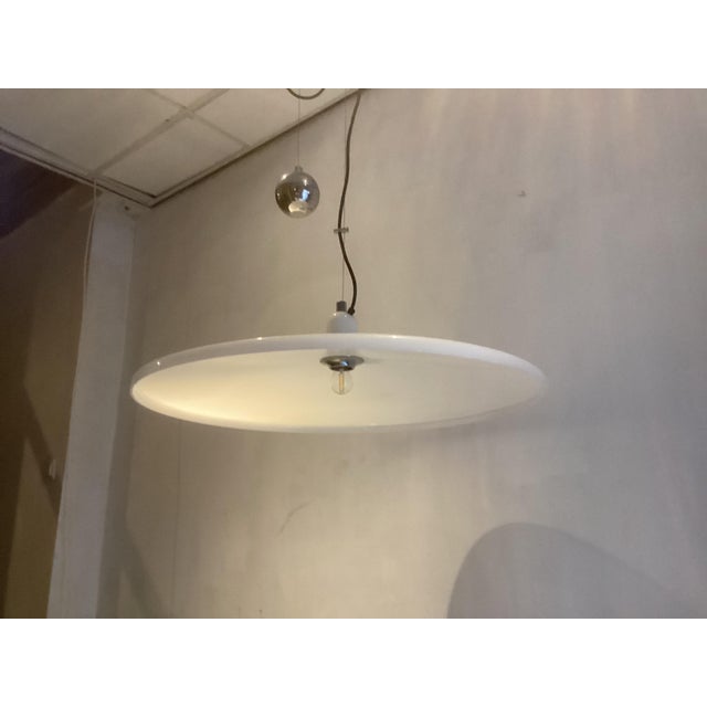 Mid-Century Modern Large Manta Pendant by Franco Bresciani for Guzzini, 1970s For Sale - Image 3 of 11