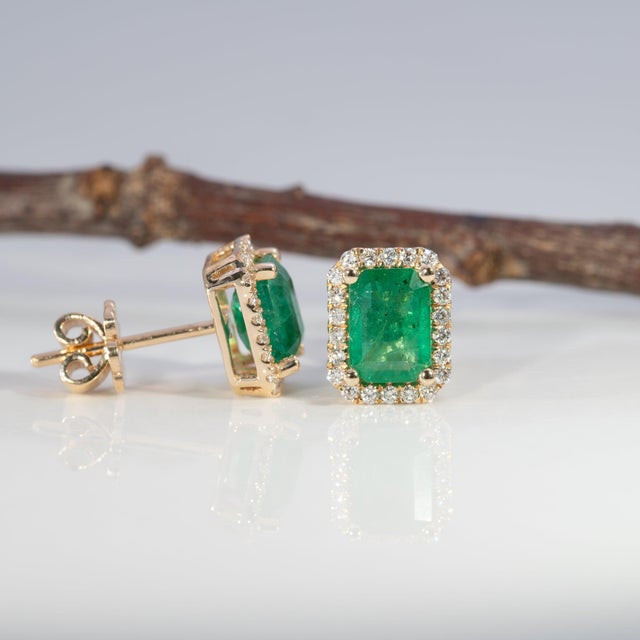 2020s Solid 14k Gold, 2.1ct Zambian Emerald Earrings With Earth-Mined Diamonds Halo For Sale - Image 5 of 6