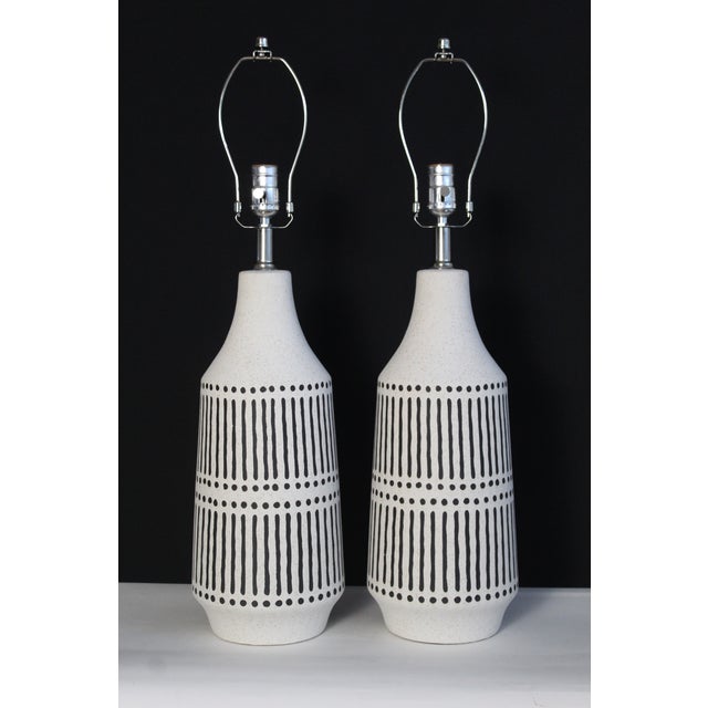 Mid 20th Century Gerald Thurston Style Table Lamps. For Sale - Image 11 of 12