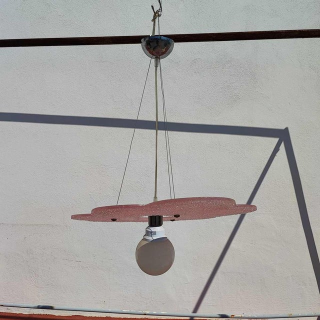 Vintage Pop Art Flower-Shaped Pendant in Resin For Sale - Image 6 of 6