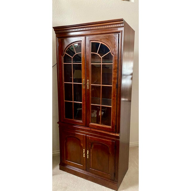 Vintage Cherry Pennsylvania House Lighted Display Etagere Bookcase China Cabinet Excellent Condition. For Sale - Image 10 of 14