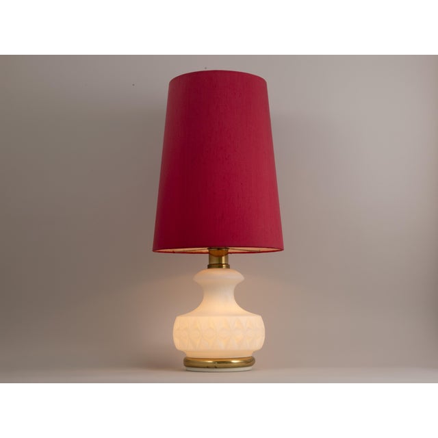 White 1960s Peill & Putzler Glass Table Lamp With Illuminated Base For Sale - Image 8 of 12
