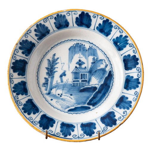 18th Century Dutch Delft Blue and White Chinoiserie Plate with Folly For Sale
