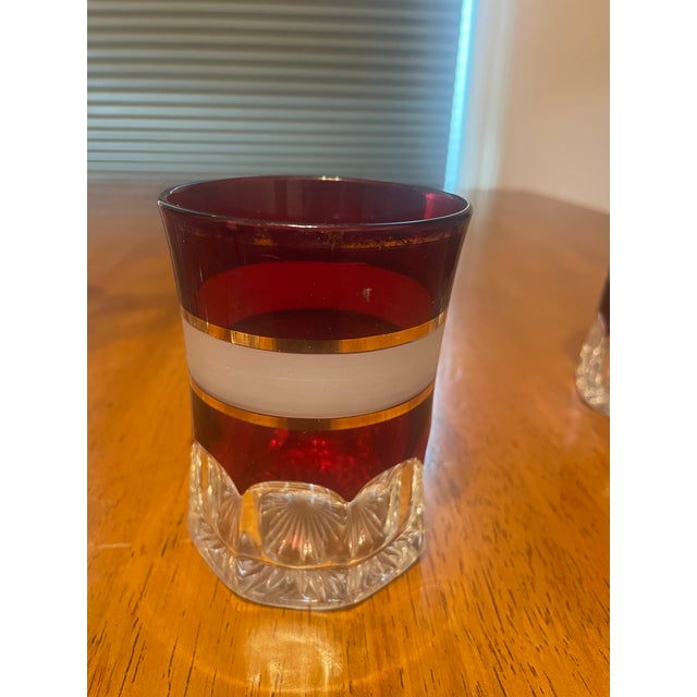 Mid-Century Modern Vintage Ruby Red Glass Pitcher & 6 Tumblers Set - White and Gold Banded Barware For Sale - Image 3 of 11