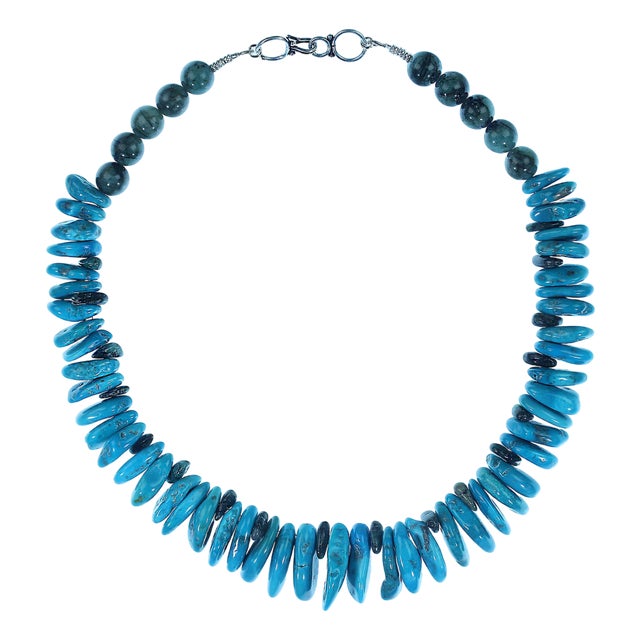 Ajd 17 Inch Sleeping Beauty Tab Necklace With Emerald Accents For Sale