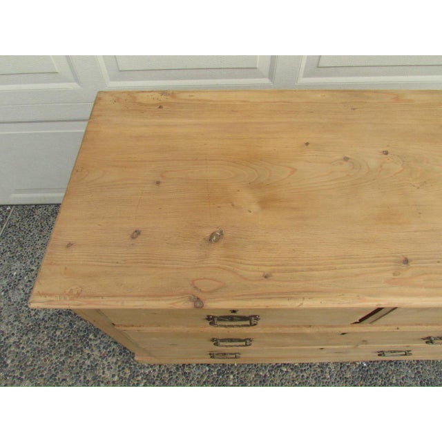 19th Century English Pine Dresser For Sale - Image 17 of 18