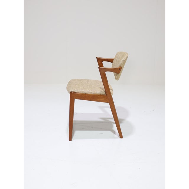 Mid-Century Modern Danish Model 42 Dining Chairs in Teak by Kai Kristiansen, 1960s, Set of 6 For Sale - Image 3 of 17