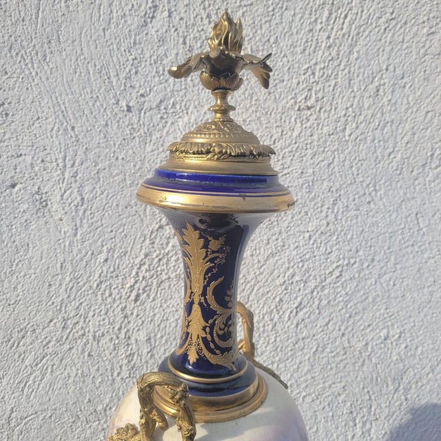 Large 19th Century Vase in Porcelain and Bronze For Sale - Image 14 of 18