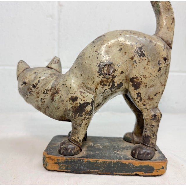 Brown Rare Antique 1920's Hubley Manufacturing Company Heavy Cast Iron Cat Doorstop For Sale - Image 8 of 13