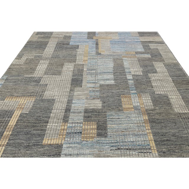 Gray Modern Moroccan Wool Rug in Gray With Abstract Geometric Design For Sale - Image 8 of 11