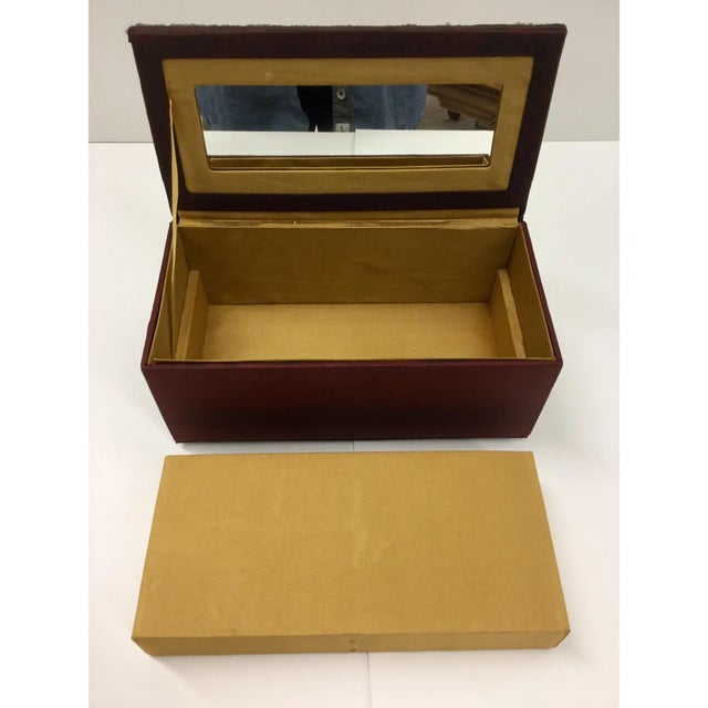 1930s Vintage Silk Beaded Jewelry Box For Sale - Image 9 of 13