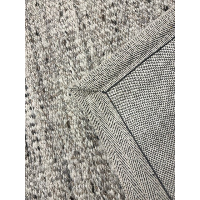 Rh Saravia Wool & Jute Rug – 9x12 Grey Multi | Handwoven Wool & Jute | Made in India For Sale - Image 9 of 18