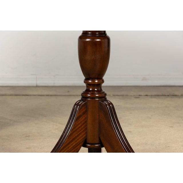 Mid-Century English Georgian Style Mahogany Double Pedestal Extendable Dining Table For Sale - Image 16 of 17
