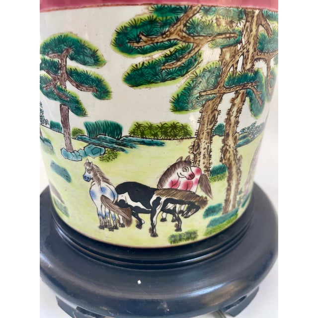 Ceramic Chinese Porcelain Ginger Jar Rose Medallion Style Horses Table Lamp For Sale - Image 7 of 7
