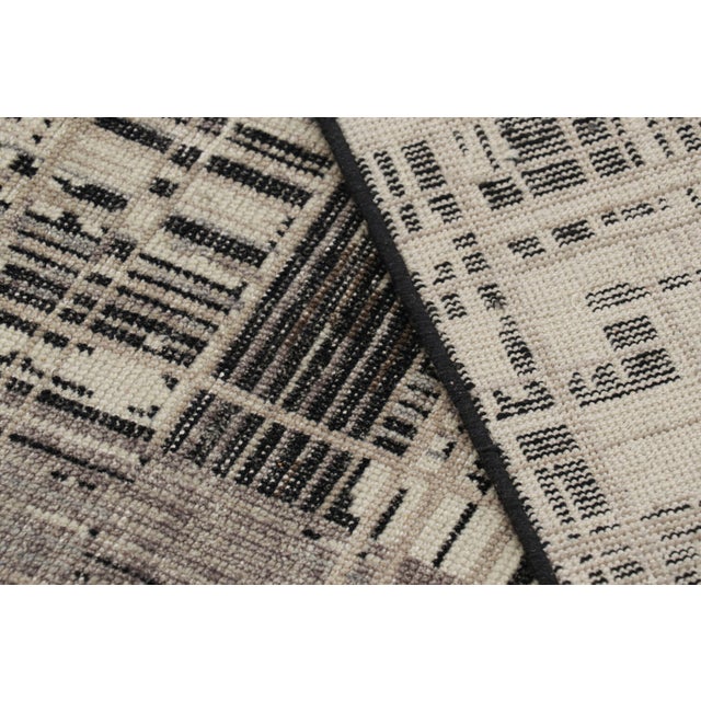 Beige Rug & Kilim’s Modern Distressed Abstract Rug in Beige, Gray and Black Tones For Sale - Image 8 of 8