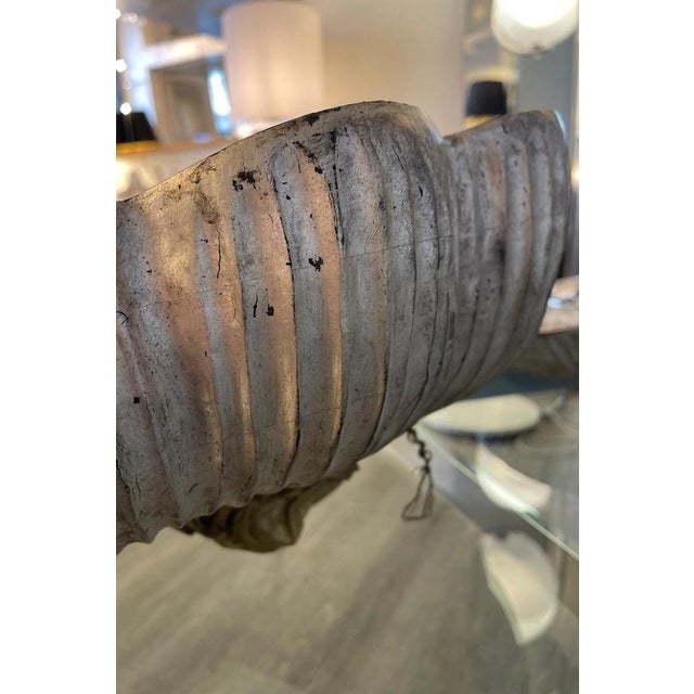 Gold Art Deco Medallions in Silvered Wood and Mirror Mosaic, 1940, Set of 2 For Sale - Image 8 of 18