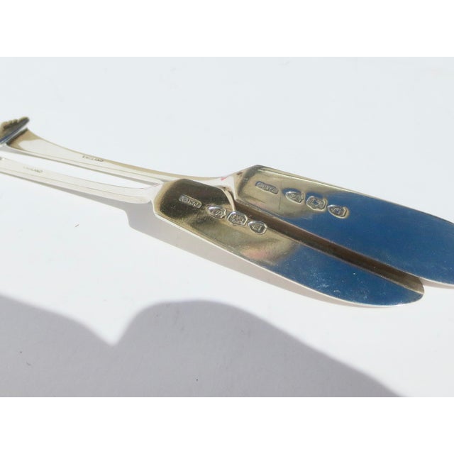Pair of Sterling Silver Spreaders London 1895-a Pair of 2 For Sale - Image 4 of 4