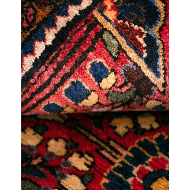 1920s Antique Persian Sarouk Rose/Navy Wool Area Rug 3' 4'' X 5' 1'' For Sale - Image 5 of 5