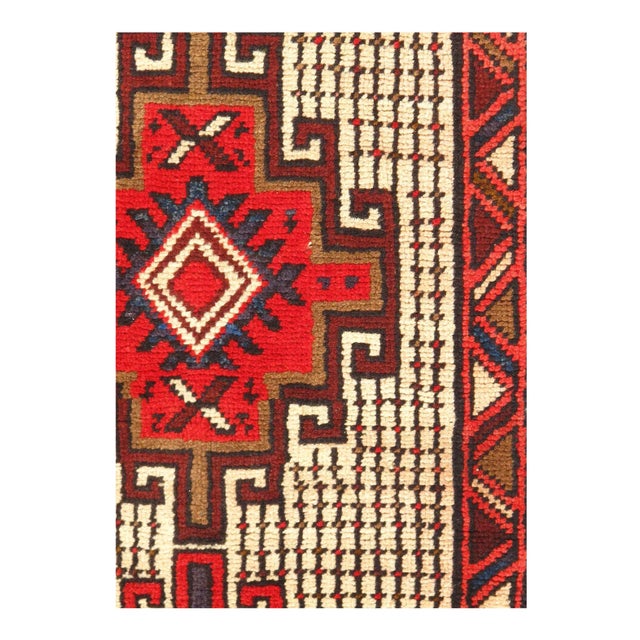 Tribal 1980s Vintage Persian Vintage Heriz Rug- 1′9″ × 4′8″ For Sale - Image 3 of 4