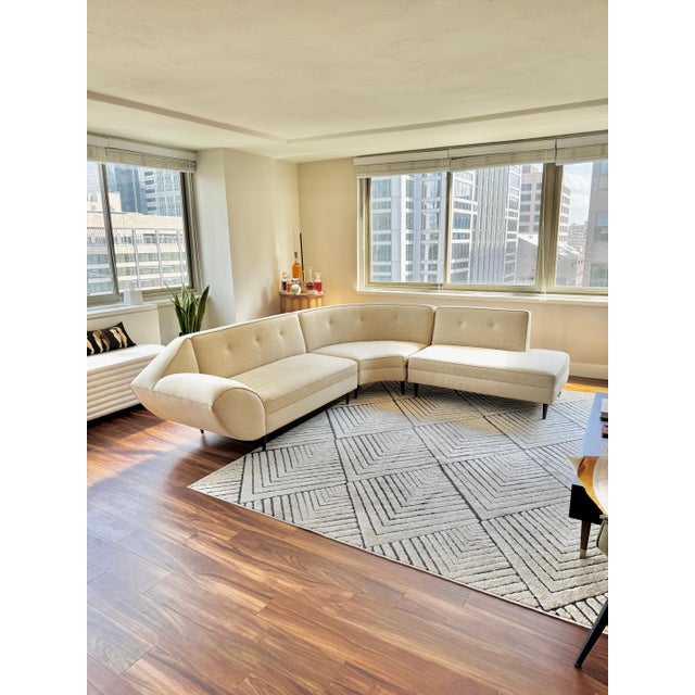 Mid-Century Modern 1960s Sculptural Mid-Century Curved Sectional Sofa – Reupholstered & Rare For Sale - Image 3 of 18