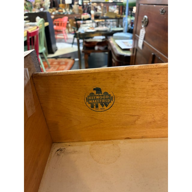 Champagne Vintage Heywood Wakefield Champagne Solid Birch 5 Drawer Highboy Dresser For Sale - Image 8 of 16