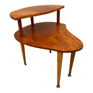 1970s Mid-Century Walnut Kidney-Shaped Two-Tiered Side Table For Sale