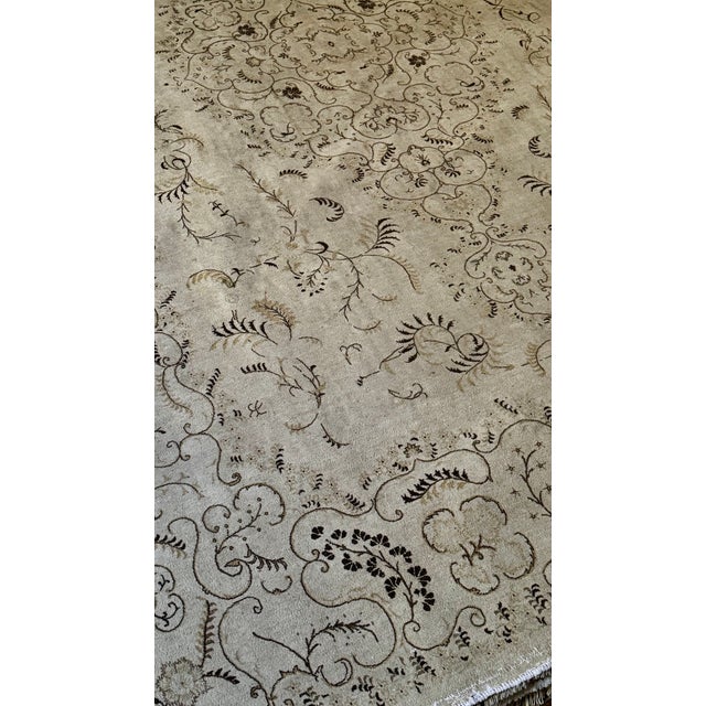 A classic "Court" design Kashan in very fine weave in a fantastic size perfect for dining or living or even a library...