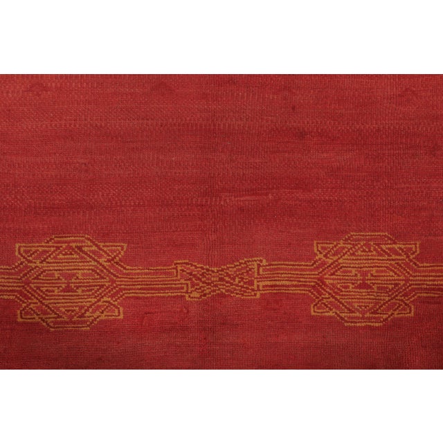 1920s Antique Art Deco Oushak Wool Rug by Rug & Kilim, Open Field Design, 1920-1929 For Sale - Image 5 of 9