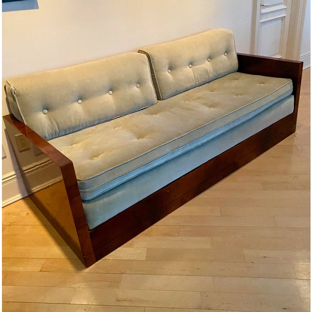 1940s 1940s Art Deco Upholstered Mahogany Sofa Day Bed with Celadon Velvet Fabric For Sale - Image 5 of 10