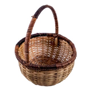 Vintage Folk Art Small Hand Woven Basket For Sale