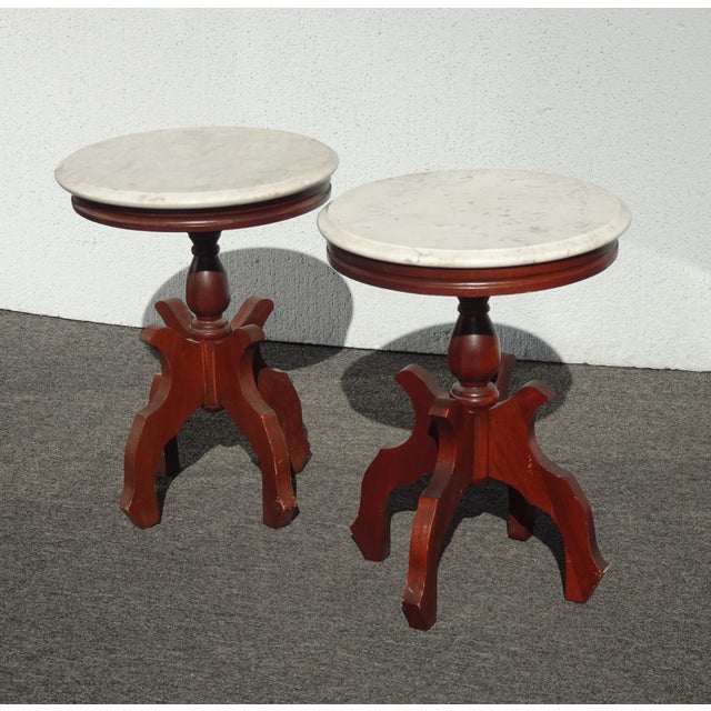 1930s Pair of Antique White Marble Top Mahogany Parlor Round Brown Side Tables Italy For Sale - Image 5 of 18