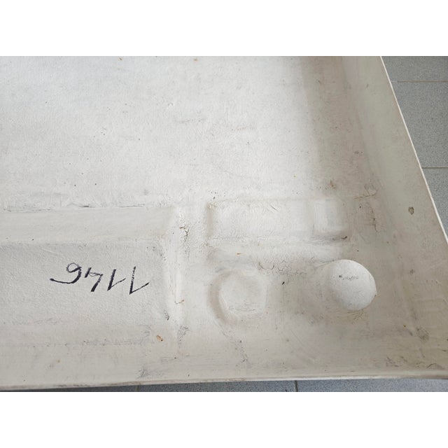 Space Age Ozoo Desk in Fiberglass by Marc Berthier for D.A.N., 1960s For Sale - Image 4 of 18