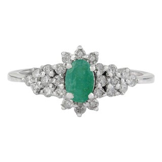 Art Deco Oval Emerald & Diamond Halo Cluster Ring in Silver,Size 8.5 For Sale