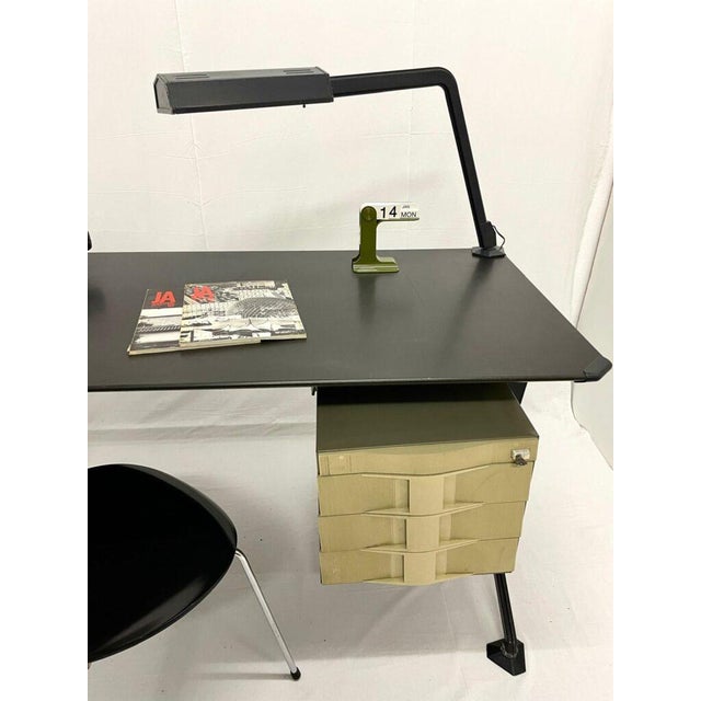 Arco Desk by BBPR for Olivetti Synthesis, 1970 For Sale - Image 4 of 6