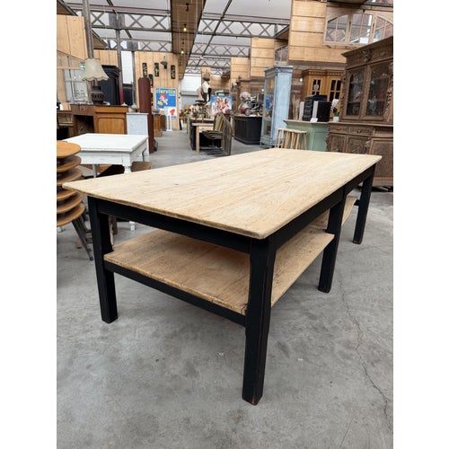 Early 20th Century Wooden Workshop Table, 1920s For Sale - Image 10 of 10