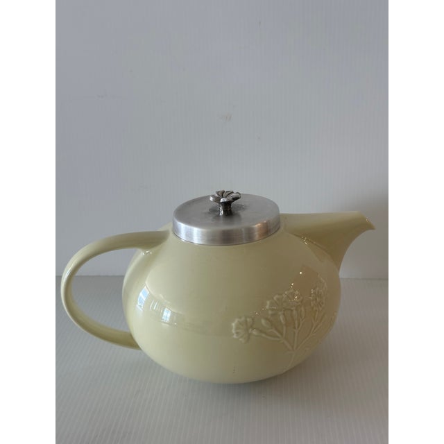 Vintage Villeroy & Boch "The Tisane" Pattern Teapot Embossed Floral Design Cream Color Metal Lid 500 ML For Sale - Image 11 of 17