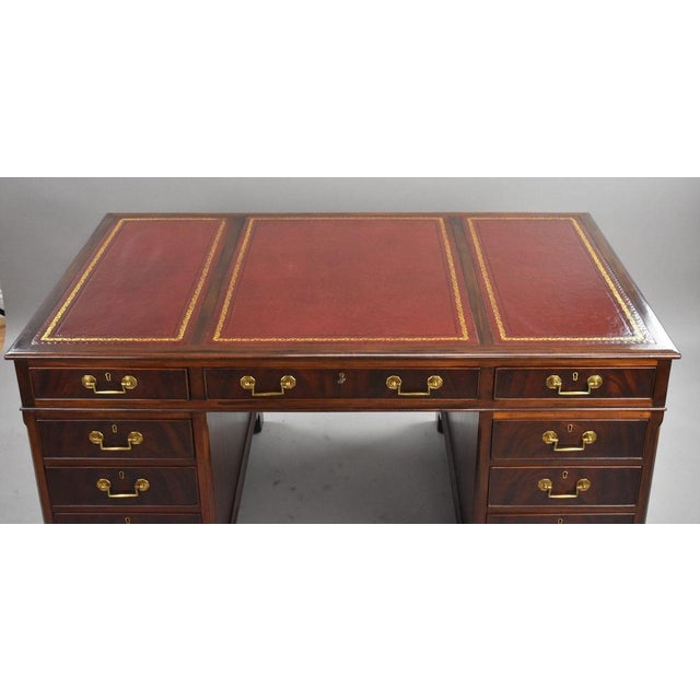 Wood Edwardian Mahogany Pedestal Desk, 1900s For Sale - Image 7 of 10