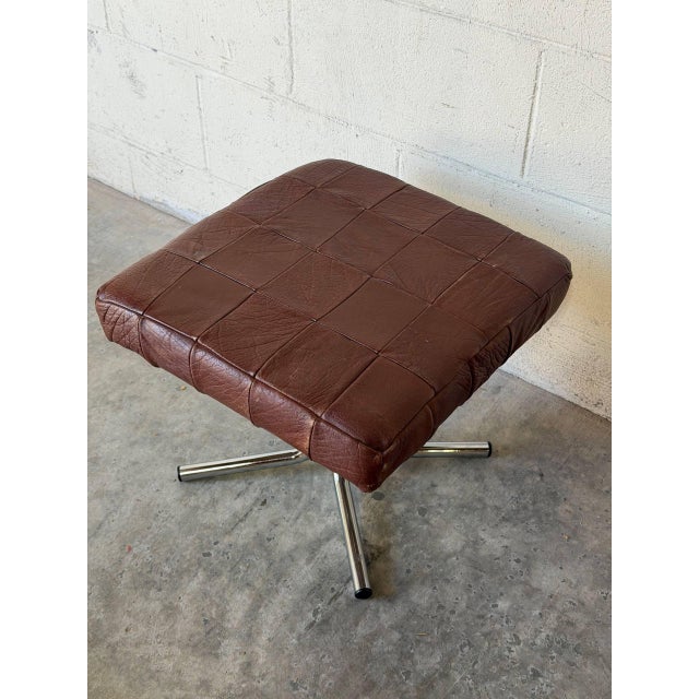 Square Patchwork Brown Leather Ottoman With Chrome Base Vintage Mid-Century Modern 1970s For Sale - Image 4 of 10