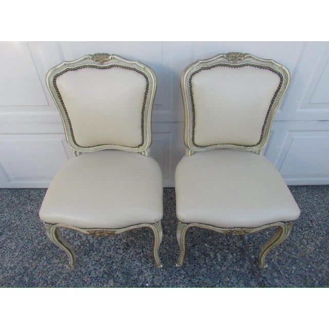 Set of Six Painted French Louis XV Style Dining Chairs For Sale - Image 4 of 18