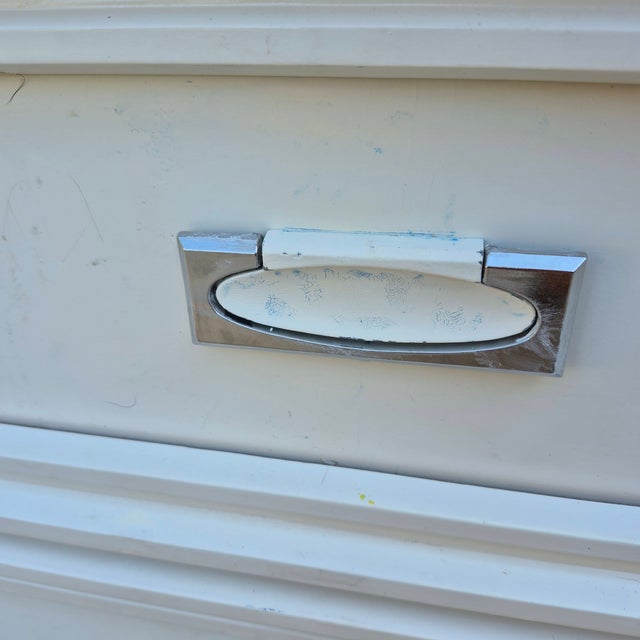 Midcentury Modern Space Age White Laminate 9-Drawer Dresser Chrome Hardware for Restoration For Sale - Image 10 of 15