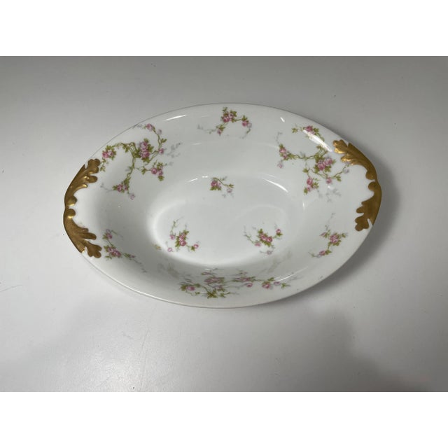 Beautiful vintage serving bowl made by M. Redon in Limoges France. The bowl measures 9" x 6 1/2 x 2"“ and has a delicate...
